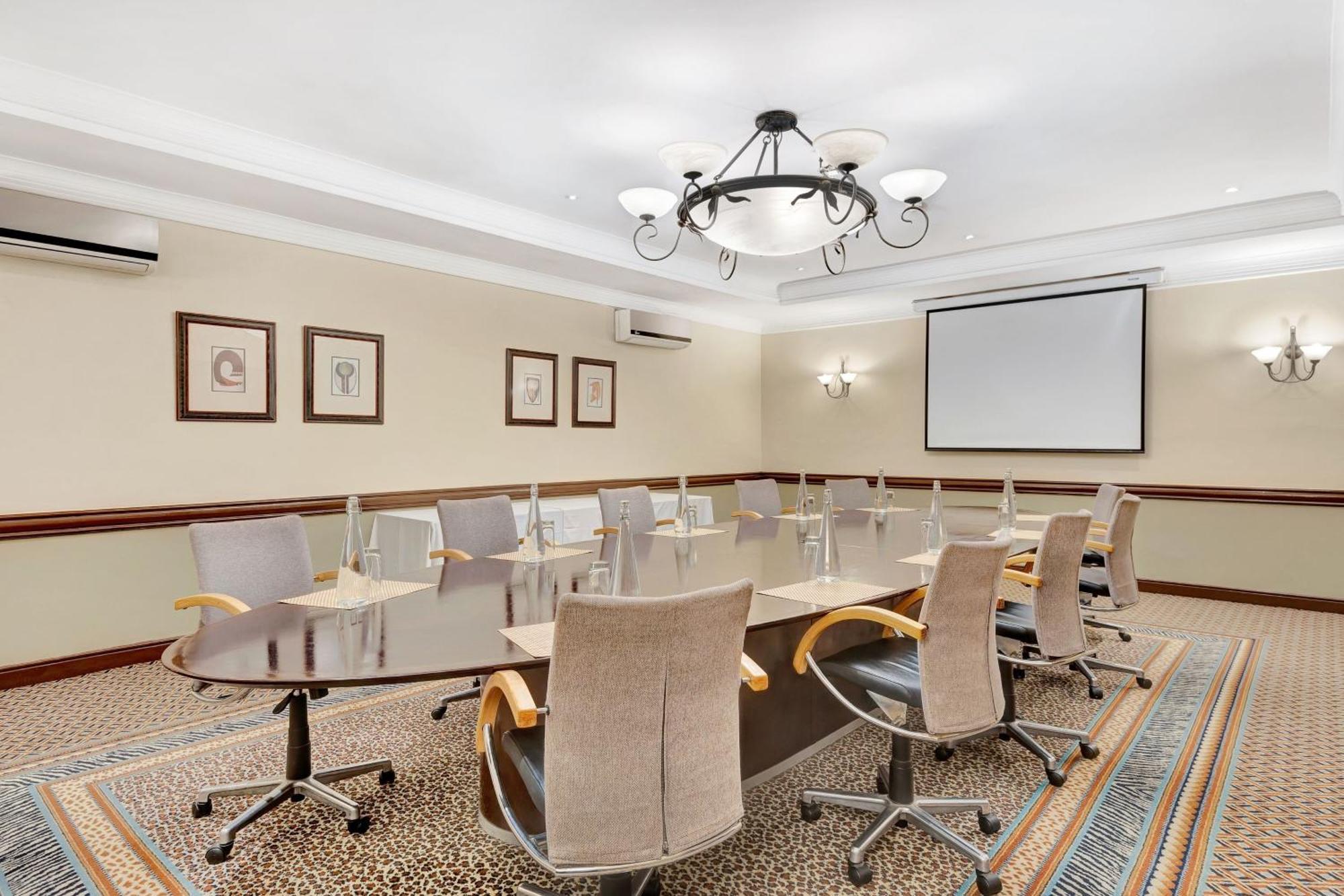Protea Hotel By Marriott Blantyre Ryalls Dış mekan fotoğraf