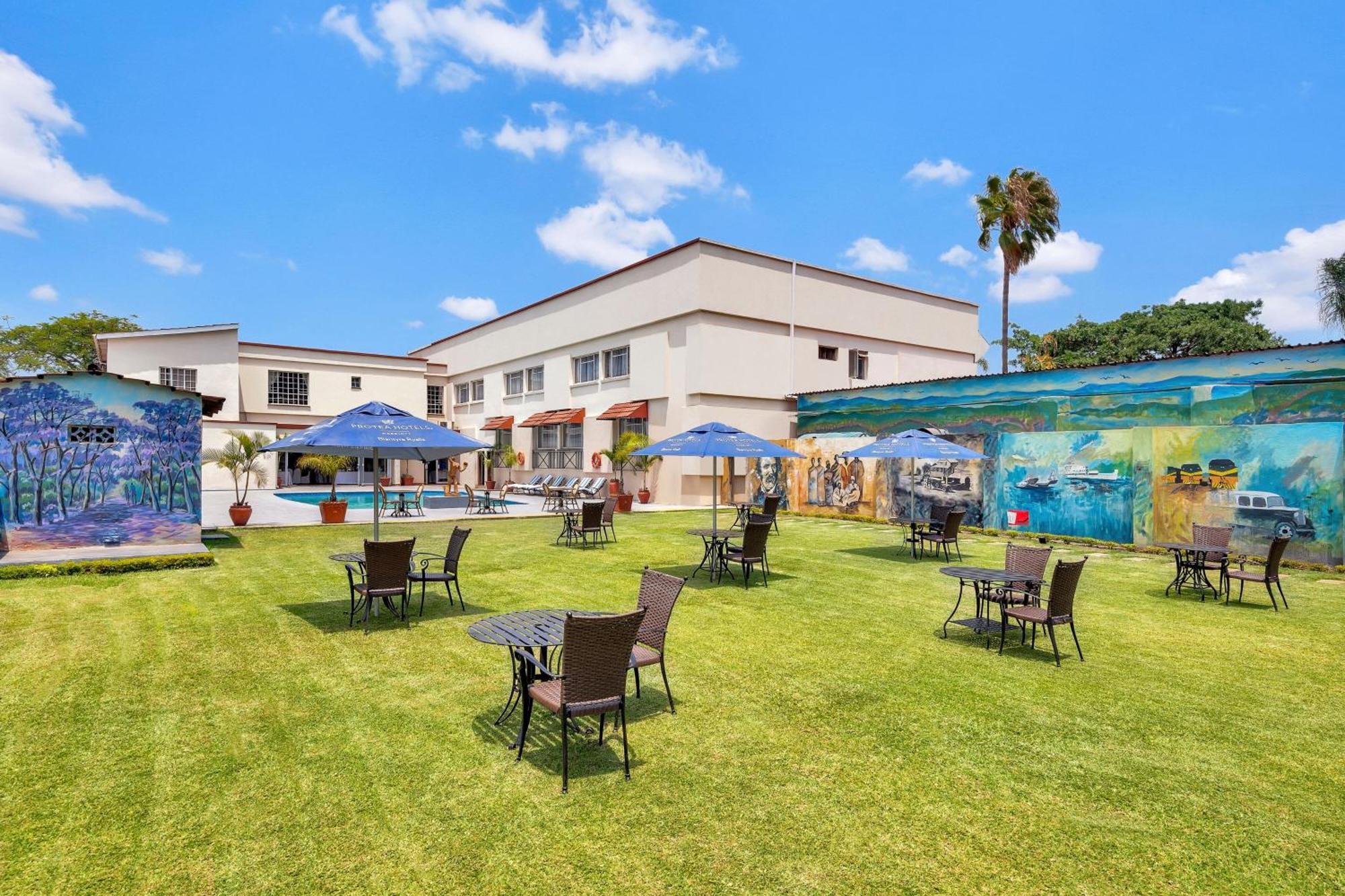 Protea Hotel By Marriott Blantyre Ryalls Dış mekan fotoğraf