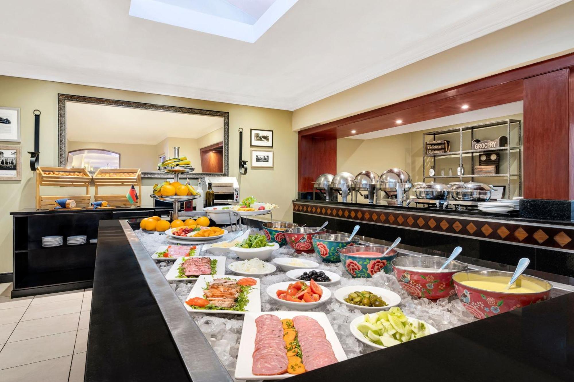 Protea Hotel By Marriott Blantyre Ryalls Dış mekan fotoğraf