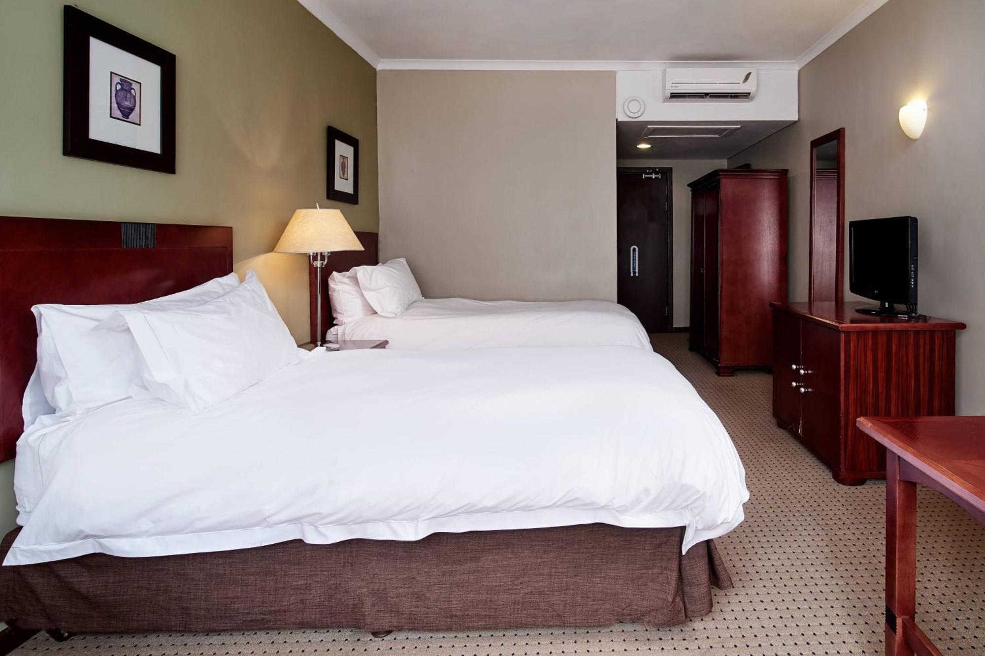 Protea Hotel By Marriott Blantyre Ryalls Dış mekan fotoğraf