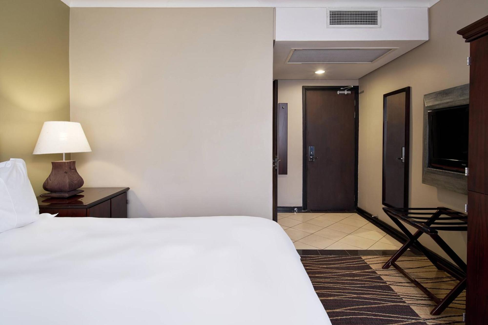 Protea Hotel By Marriott Blantyre Ryalls Dış mekan fotoğraf
